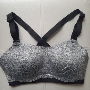VS Ultimate Sports Bra